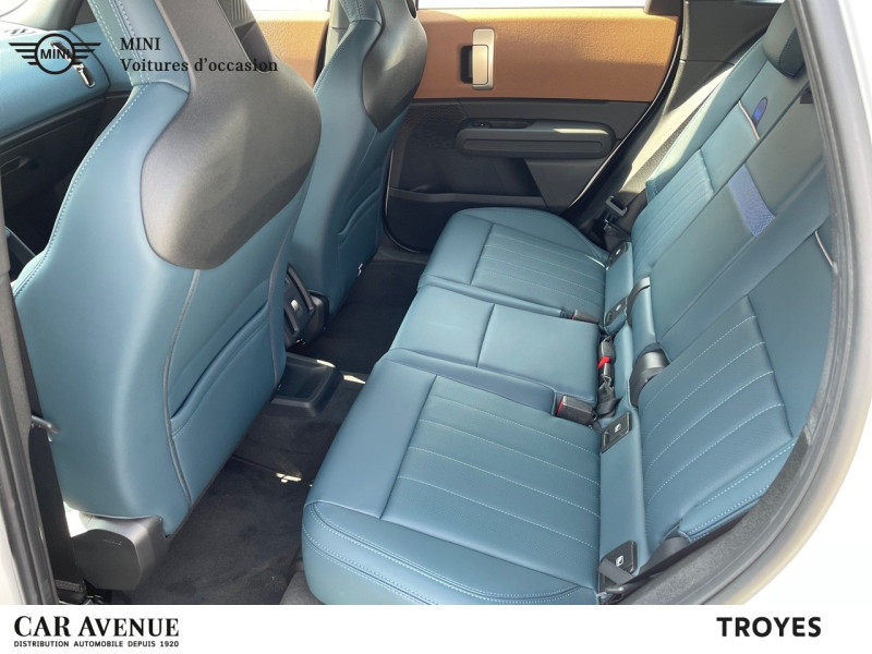 Occasion MINI Countryman C 170ch Favoured DKG7 2024 Nanuq White 42000 € à Troyes