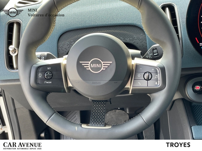 Occasion MINI Countryman C 170ch Favoured DKG7 2024 Nanuq White 42000 € à Troyes