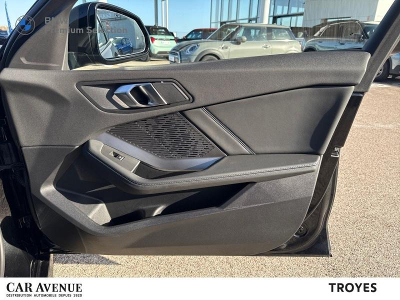 Occasion BMW Série 1 120A 170ch M Sport DKG7 2025 Saphirschwarz métallisé 36890 € à Troyes