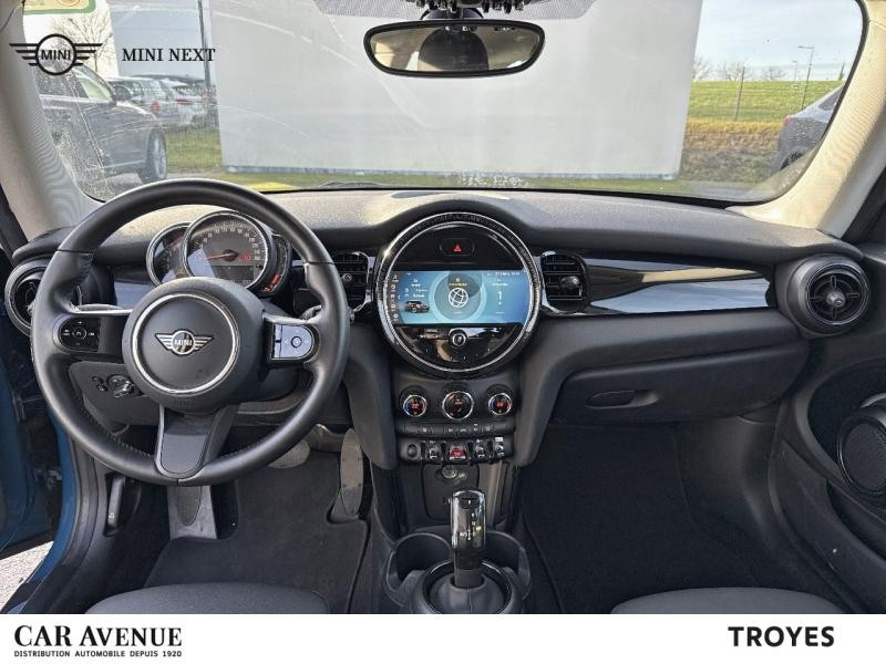 Used MINI Mini Cooper 136ch  Essential BVA7 2022 Island Blue € 25590 in Troyes