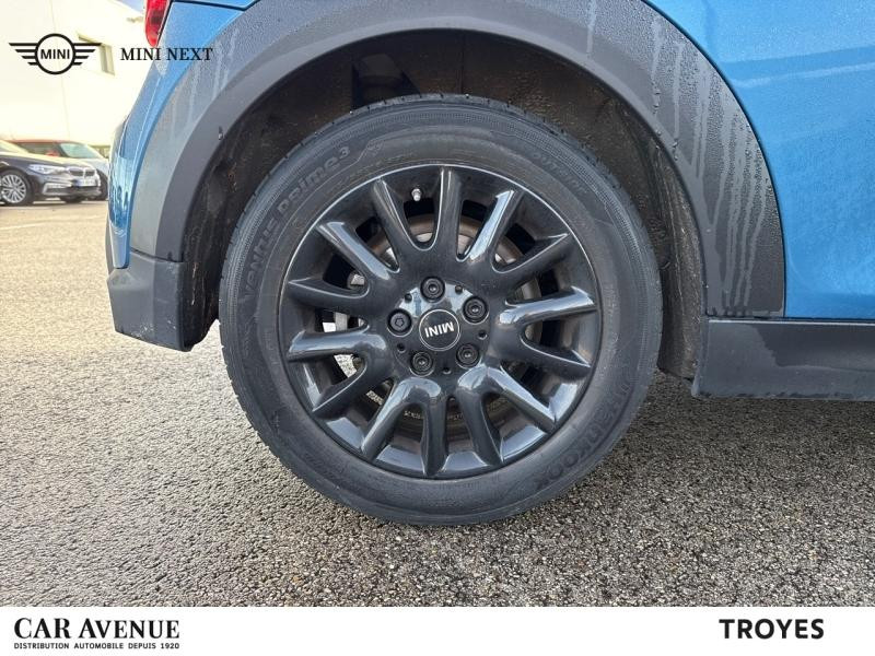 Used MINI Mini Cooper 136ch  Essential BVA7 2022 Island Blue € 25590 in Troyes
