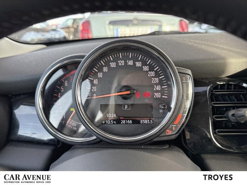 Used MINI Mini Cooper 136ch  Essential BVA7 2022 Island Blue € 25590 in Troyes