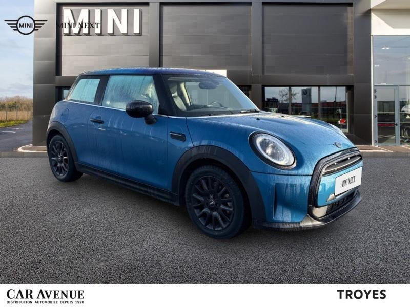 Used MINI Mini Cooper 136ch  Essential BVA7 2022 Island Blue € 25590 in Troyes
