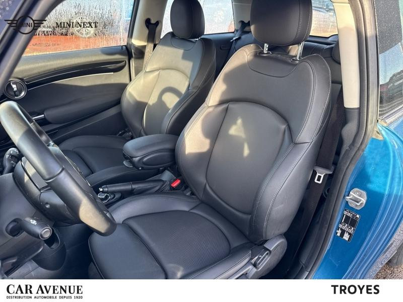 Used MINI Mini Cooper 136ch  Essential BVA7 2022 Island Blue € 25590 in Troyes