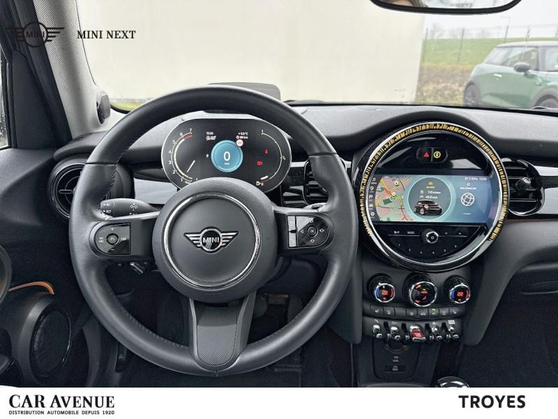 Occasion MINI Mini 5 Portes Cooper 136ch Edition Premium Plus BVA7 2022 Midnight Black II 27490 € à Troyes