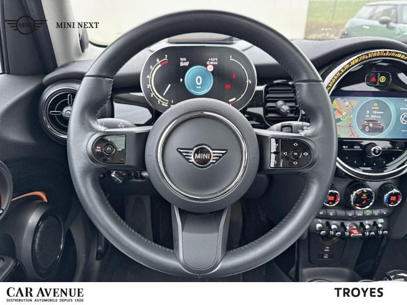 Occasion MINI Mini 5 Portes Cooper 136ch Edition Premium Plus BVA7 2022 Midnight Black II 27490 € à Troyes