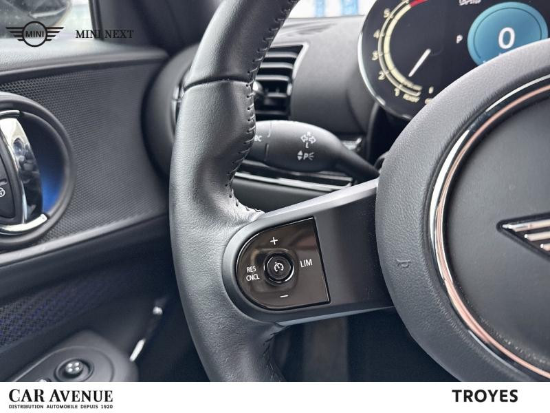 Used MINI Clubman Cooper 136ch Essential BVA7 2022 Midnight Black II € 27490 in Troyes