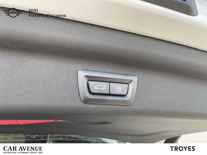 Used MINI Countryman C 170ch Favoured DKG7 2024 Nanuq White € 42000 in Troyes