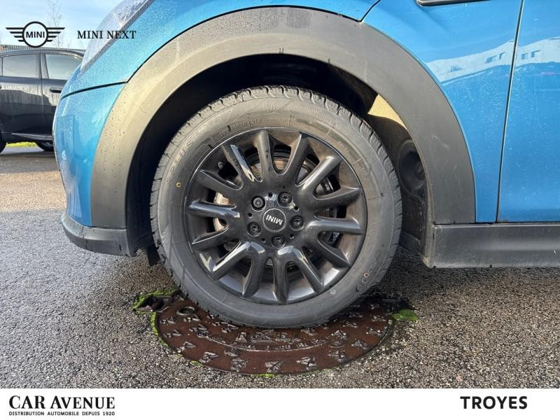 Used MINI Mini Cooper 136ch  Essential BVA7 2022 Island Blue € 25500 in Troyes