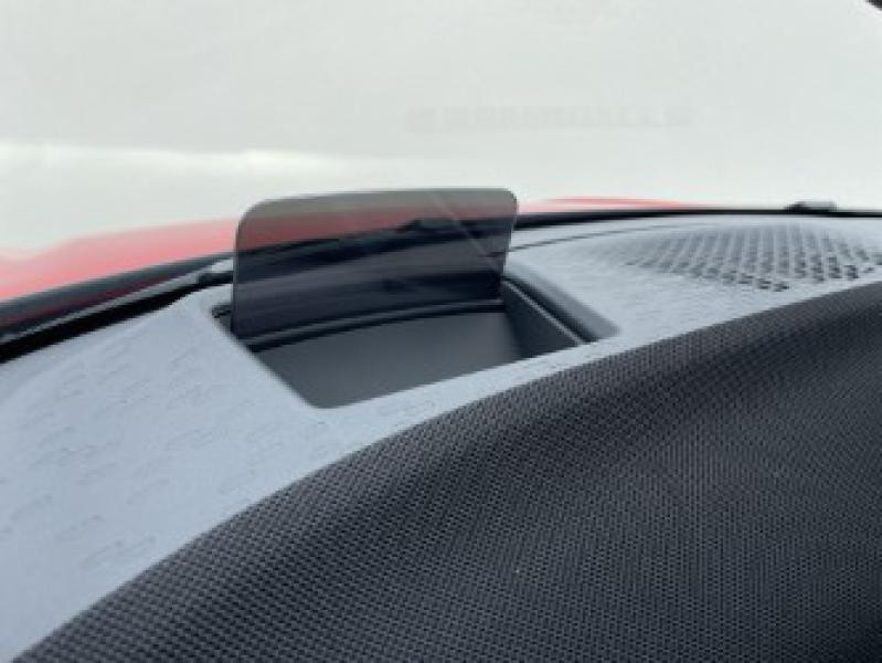 Occasion MINI Cooper 3 Portes C 156ch Classic DKG7 2024 Chili Red II 31450 € à Troyes