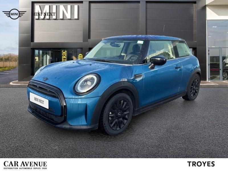 Used MINI Mini Cooper 136ch  Essential BVA7 2022 Island Blue € 25500 in Troyes