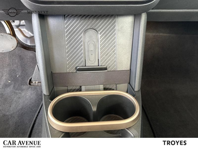 Used MINI Cooper 3 Portes C 156ch Classic DKG7 2024 Ocean Wave Green € 30360 in Troyes