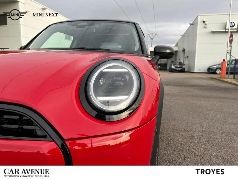 Occasion MINI Cooper 3 Portes C 156ch Classic DKG7 2024 Chili Red II 31450 € à Troyes