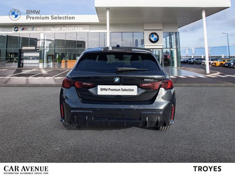 Used BMW Série 1 120dA 163ch M Sport DKG7 2025 Saphirschwarz métallisé € 38870 in Troyes
