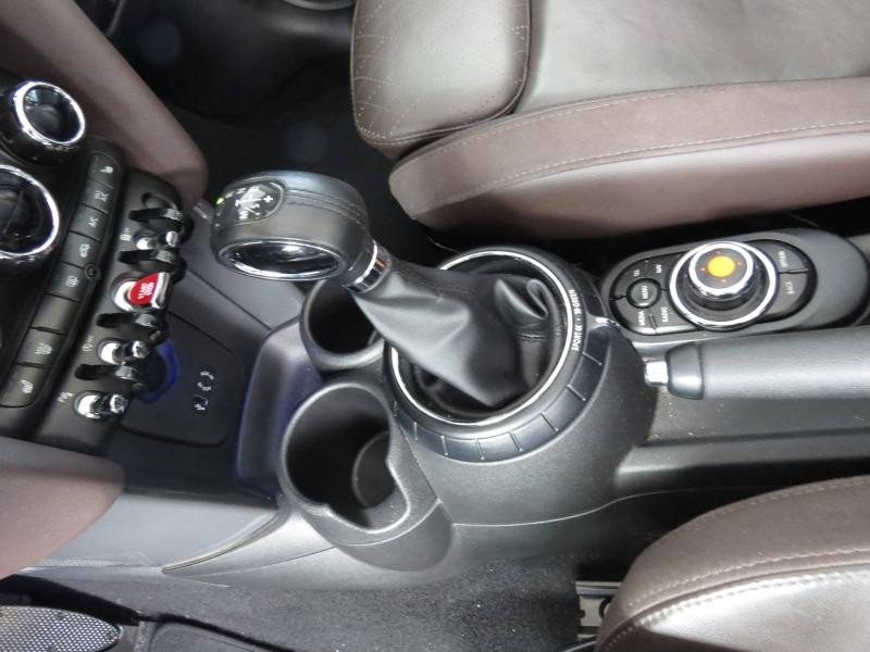 Used MINI Cabrio Cooper 136ch Red Hot Chili 2017 Deep Blue € 20190 in Troyes