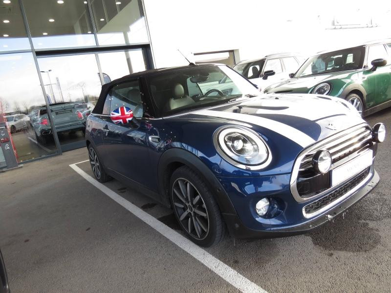 Used MINI Cabrio Cooper 136ch Red Hot Chili 2017 Deep Blue € 20190 in Troyes