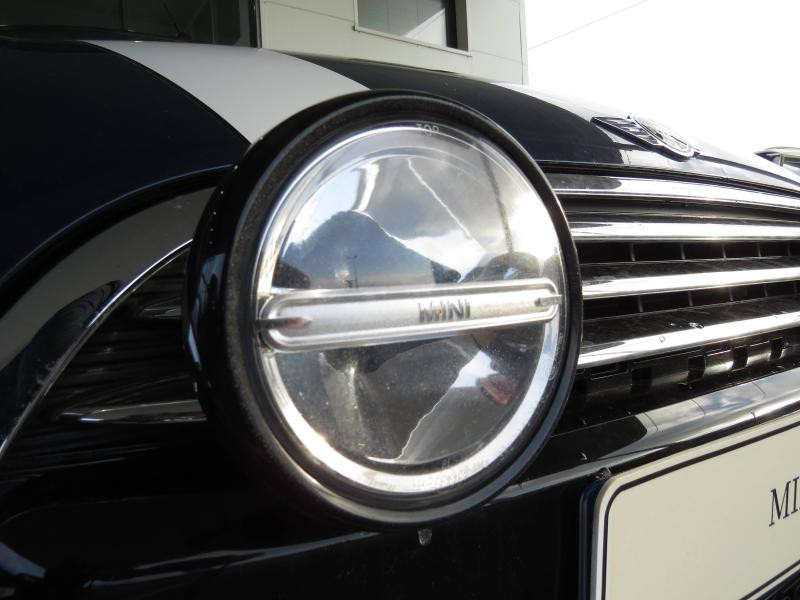 Used MINI Cabrio Cooper 136ch Red Hot Chili 2017 Deep Blue € 20190 in Troyes