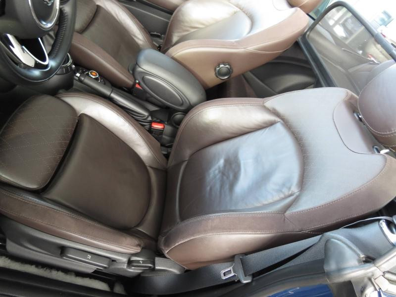 Used MINI Cabrio Cooper 136ch Red Hot Chili 2017 Deep Blue € 20190 in Troyes