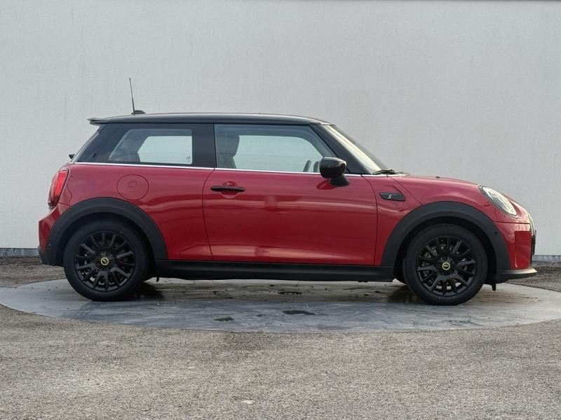 Used MINI Mini Cooper SE 184ch Edition Premium Plus BVA 5CV 2022 Chili Red € 21900 in Troyes