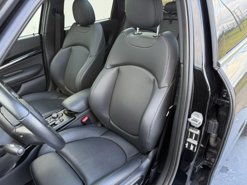 Used MINI Clubman Cooper 136ch Edition Premium Plus BVA7 2022 Midnight Black II € 30990 in Troyes