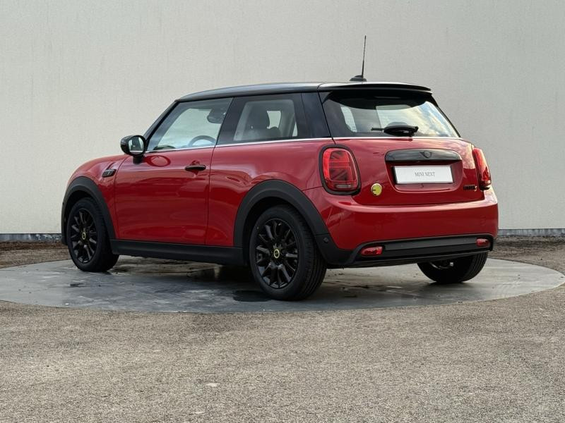 Used MINI Mini Cooper SE 184ch Edition Premium Plus BVA 5CV 2022 Chili Red € 21900 in Troyes