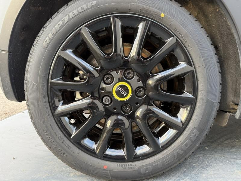 Used MINI Mini Cooper SE 184ch Edition Premium Plus BVA 5CV 2022 Chili Red € 21900 in Troyes