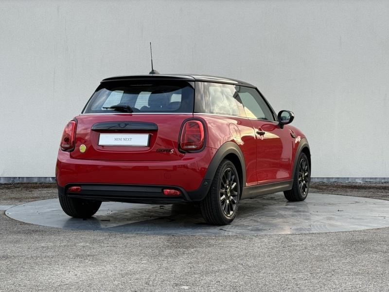 Used MINI Mini Cooper SE 184ch Edition Premium Plus BVA 5CV 2022 Chili Red € 21900 in Troyes
