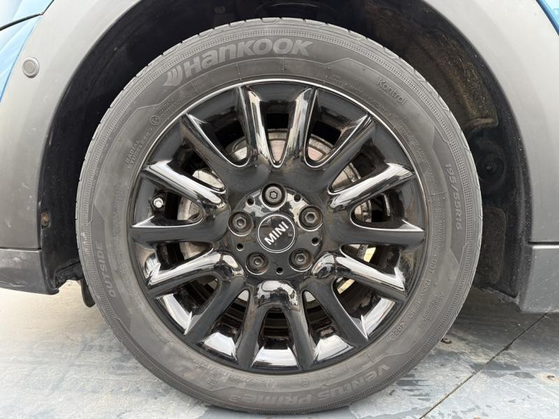 Used MINI Mini Cooper 136ch Edition Premium Plus BVA7 2022 Island Blue € 26900 in Troyes