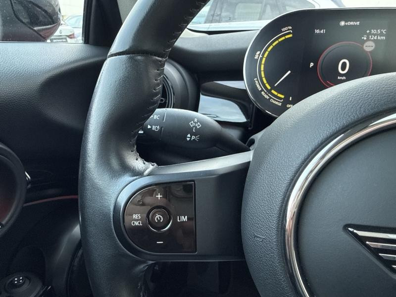 Used MINI Mini Cooper SE 184ch Edition Premium Plus BVA 5CV 2022 Chili Red € 21900 in Troyes