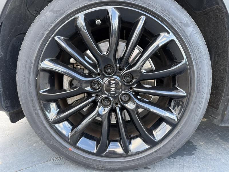 Used MINI Clubman Cooper 136ch Edition Premium Plus BVA7 2022 Midnight Black II € 30990 in Troyes