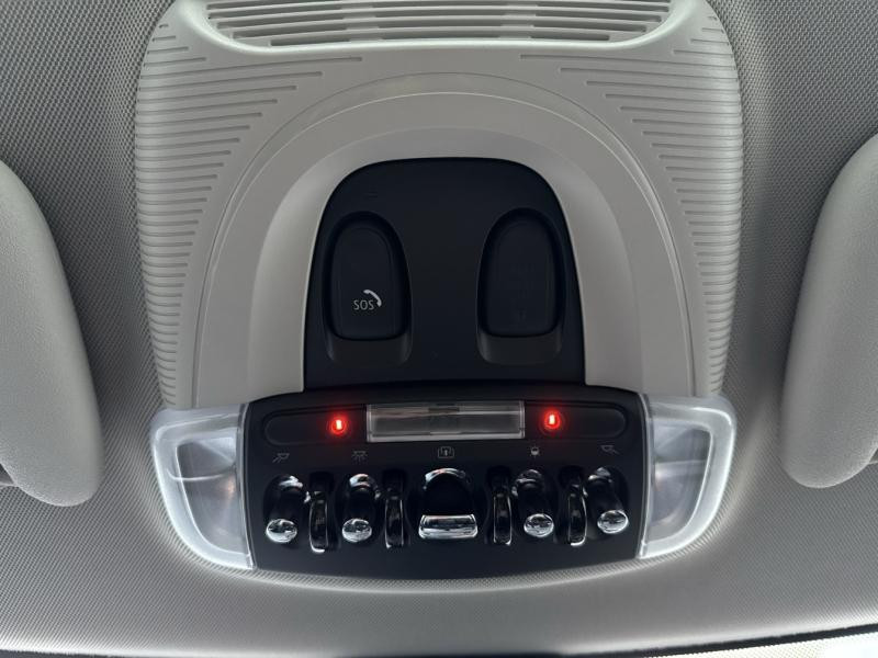 Used MINI Mini Cooper SE 184ch Edition Premium Plus BVA 5CV 2022 Chili Red € 21900 in Troyes