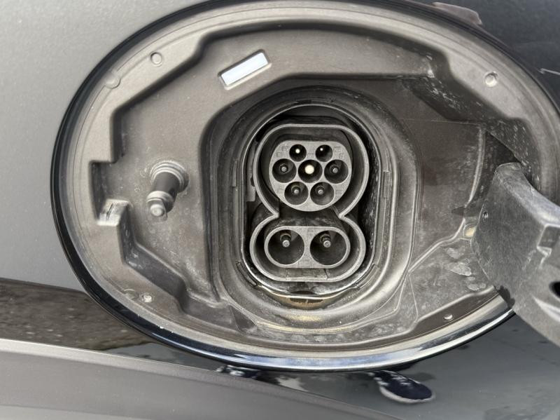 Used MINI Mini Cooper SE 184ch Edition Premium Plus BVA 5CV 2023 Midnight Black II € 21400 in Troyes