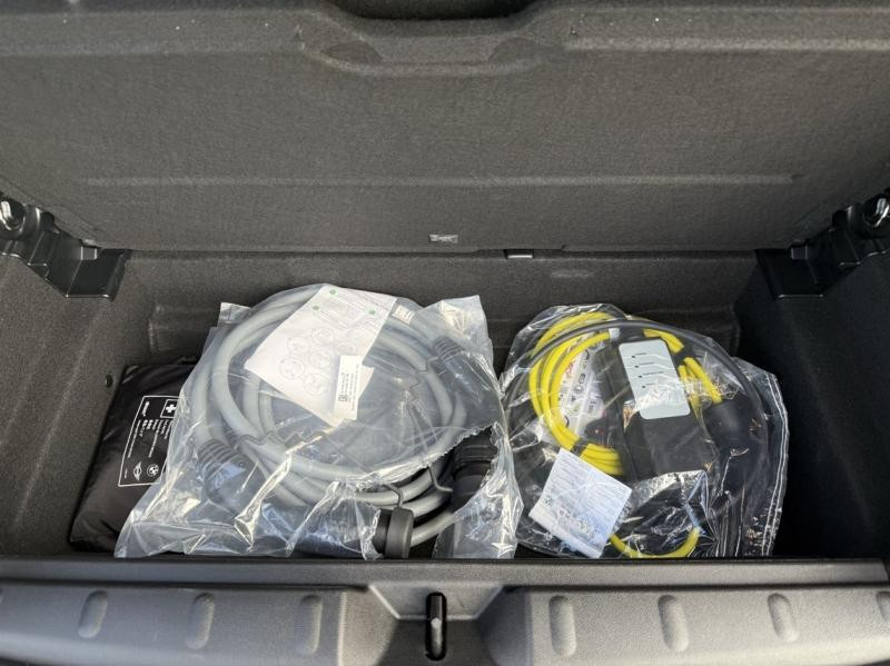 Used MINI Mini Cooper SE 184ch Edition Premium Plus BVA 5CV 2023 Midnight Black II € 21400 in Troyes