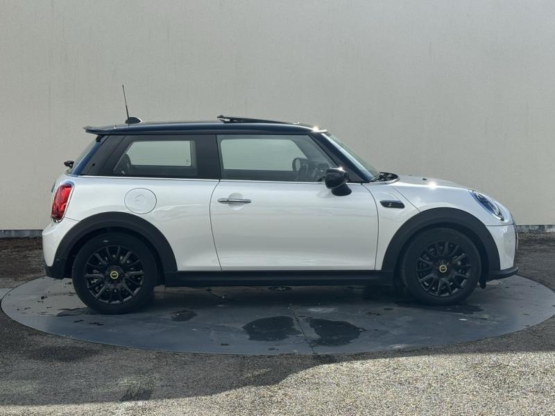 Used MINI Mini Cooper SE 184ch Edition Premium Plus BVA 5CV 2023 Nanuq White € 19900 in Troyes