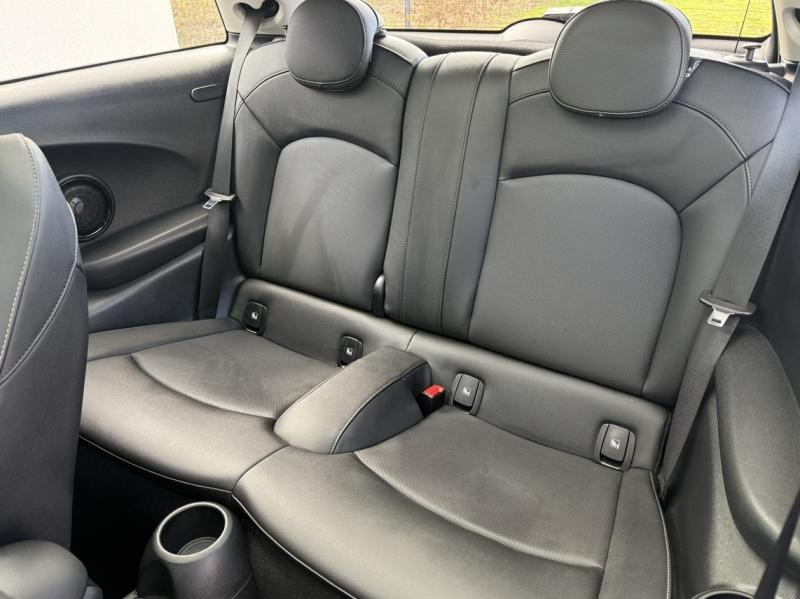 Used MINI Mini Cooper SE 184ch Edition Premium Plus BVA 5CV 2023 Midnight Black II € 21400 in Troyes