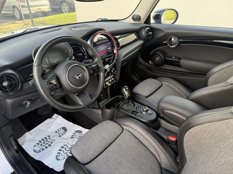 Used MINI Mini Cooper SE 184ch Edition Premium Plus BVA 5CV 2023 Nanuq White € 19900 in Troyes