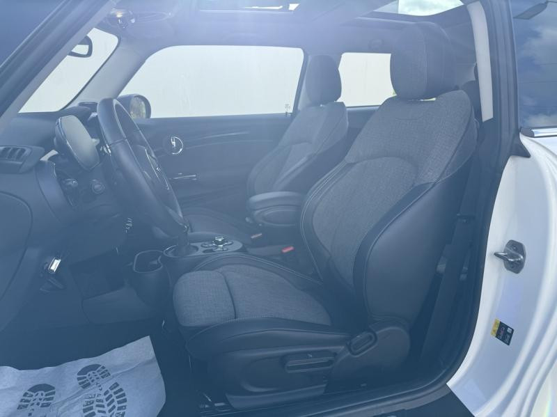 Used MINI Mini Cooper SE 184ch Edition Premium Plus BVA 5CV 2023 Nanuq White € 19900 in Troyes