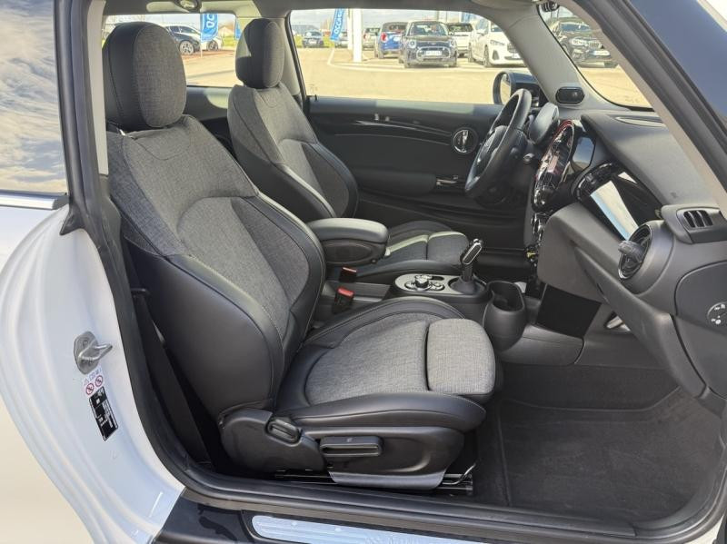 Used MINI Mini Cooper SE 184ch Edition Premium Plus BVA 5CV 2023 Nanuq White € 19900 in Troyes