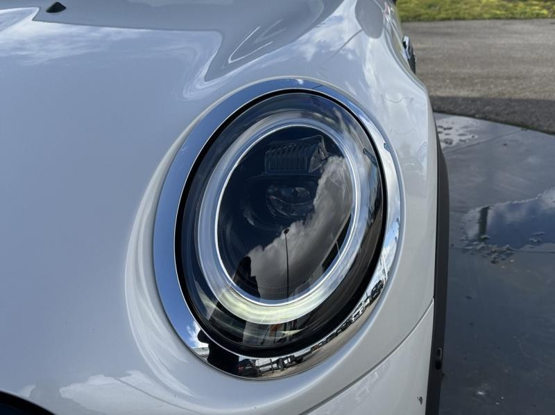 Used MINI Mini Cooper SE 184ch Edition Premium Plus BVA 5CV 2023 Nanuq White € 19900 in Troyes