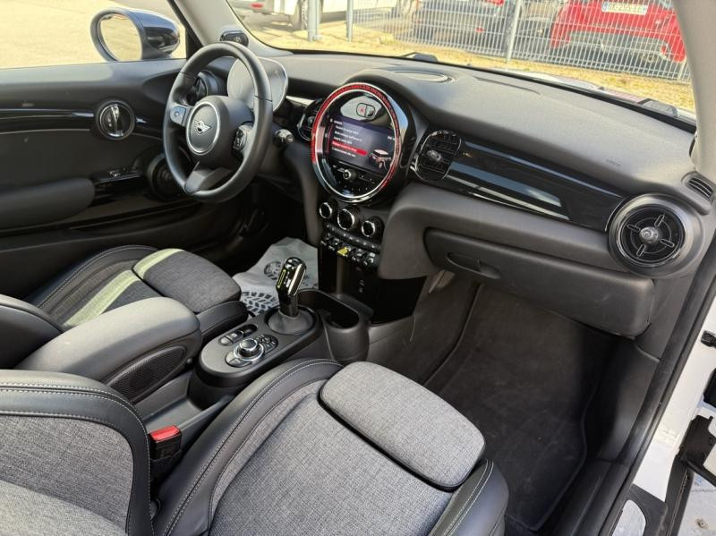 Used MINI Mini Cooper SE 184ch Edition Premium Plus BVA 5CV 2023 Nanuq White € 19900 in Troyes