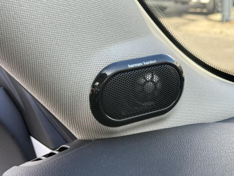 Used MINI Mini Cooper SE 184ch Edition Premium Plus BVA 5CV 2023 Nanuq White € 19900 in Troyes