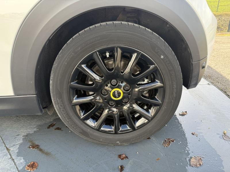 Used MINI Mini Cooper SE 184ch Edition Premium Plus BVA 5CV 2023 Nanuq White € 19900 in Troyes