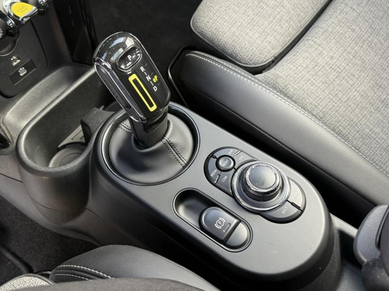 Used MINI Mini Cooper SE 184ch Edition Premium Plus BVA 5CV 2023 Nanuq White € 19900 in Troyes