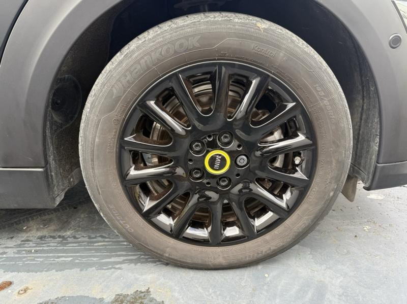 Used MINI Mini Cooper SE 184ch Edition Premium Plus BVA 5CV 2023 Midnight Black II € 21400 in Troyes