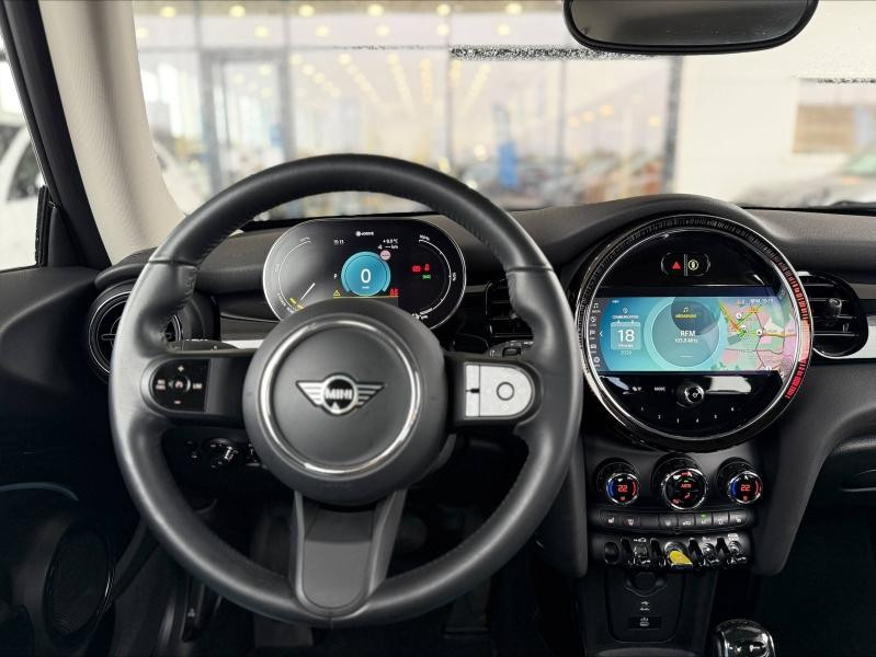 Occasion MINI Mini Cooper SE 184ch Edition Premium BVA 5CV 2024 Argenté 21700 € à Troyes