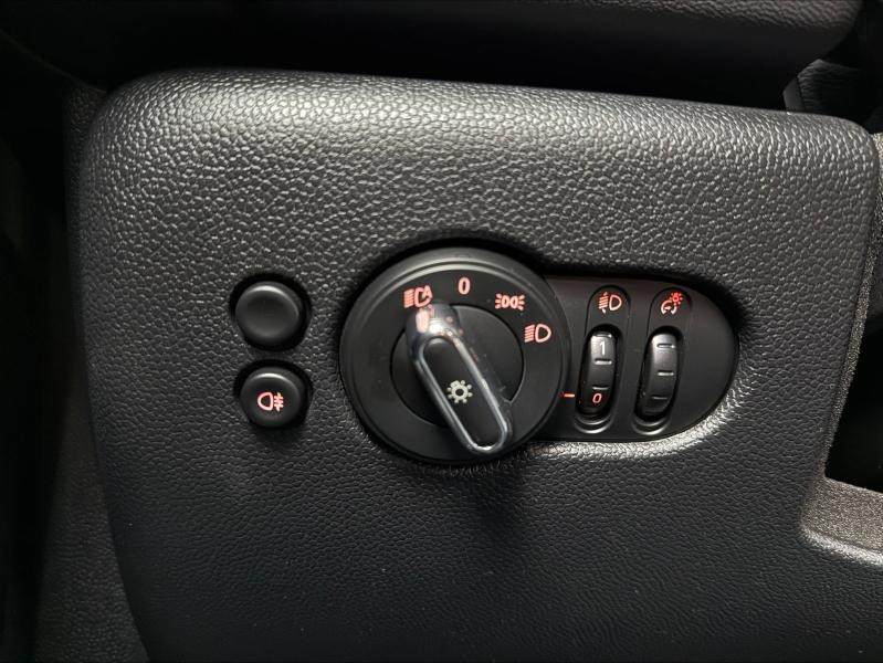 Occasion MINI Mini Cooper SE 184ch Edition Premium BVA 5CV 2024 Argenté 21700 € à Troyes