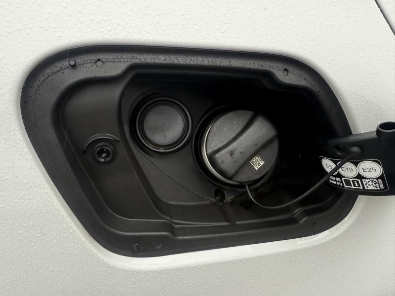 Used BMW Série 1 118iA 136ch M Sport DKG7 2023 Blanc € 29490 in Troyes