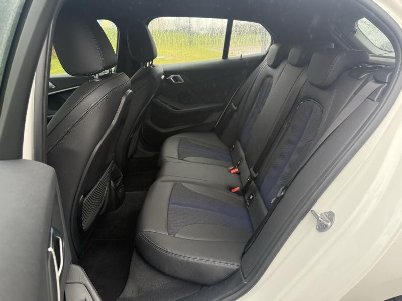 Used BMW Série 1 118iA 136ch M Sport DKG7 2023 Blanc € 29490 in Troyes