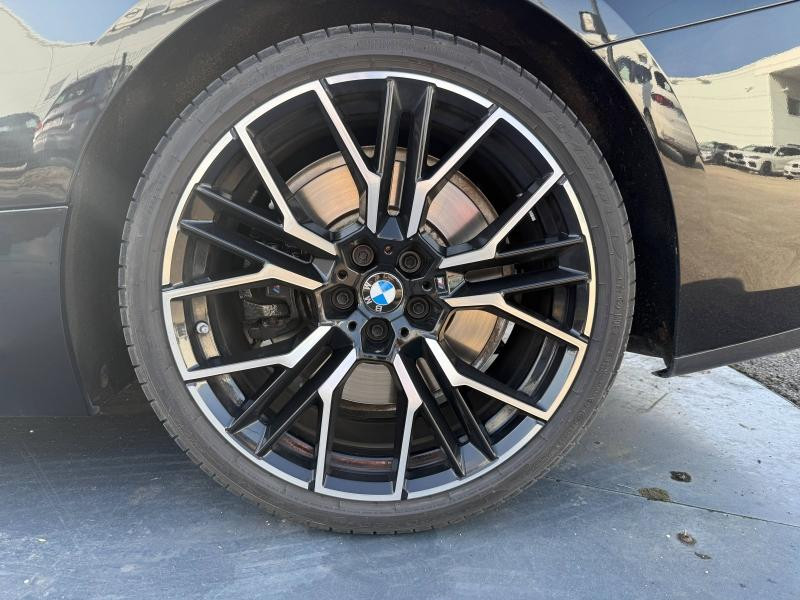 Used BMW Série 8 840dA 340ch xDrive M Sport 2022 Saphirschwarz € 72900 in Troyes