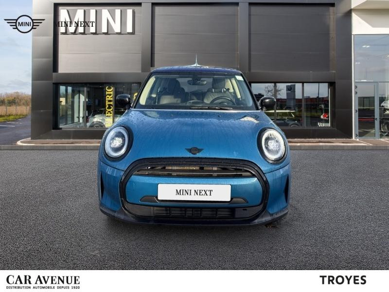 Occasion MINI Mini Cooper 136ch  Essential BVA7 2022 Island Blue 25390 € à Troyes